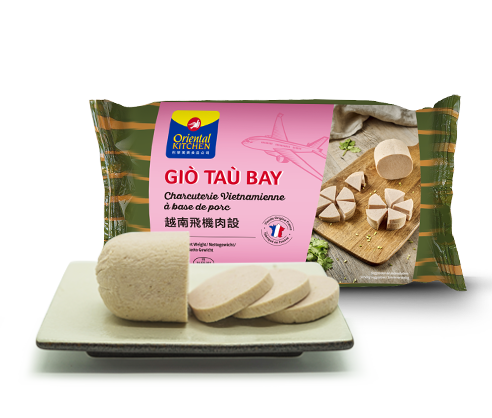 Pâté vietnamien Gio Tau Bay 500g avec produit. Vietnamese Salami Gio Tau Bay 500g with product. Nouvel emballage. New packaging.